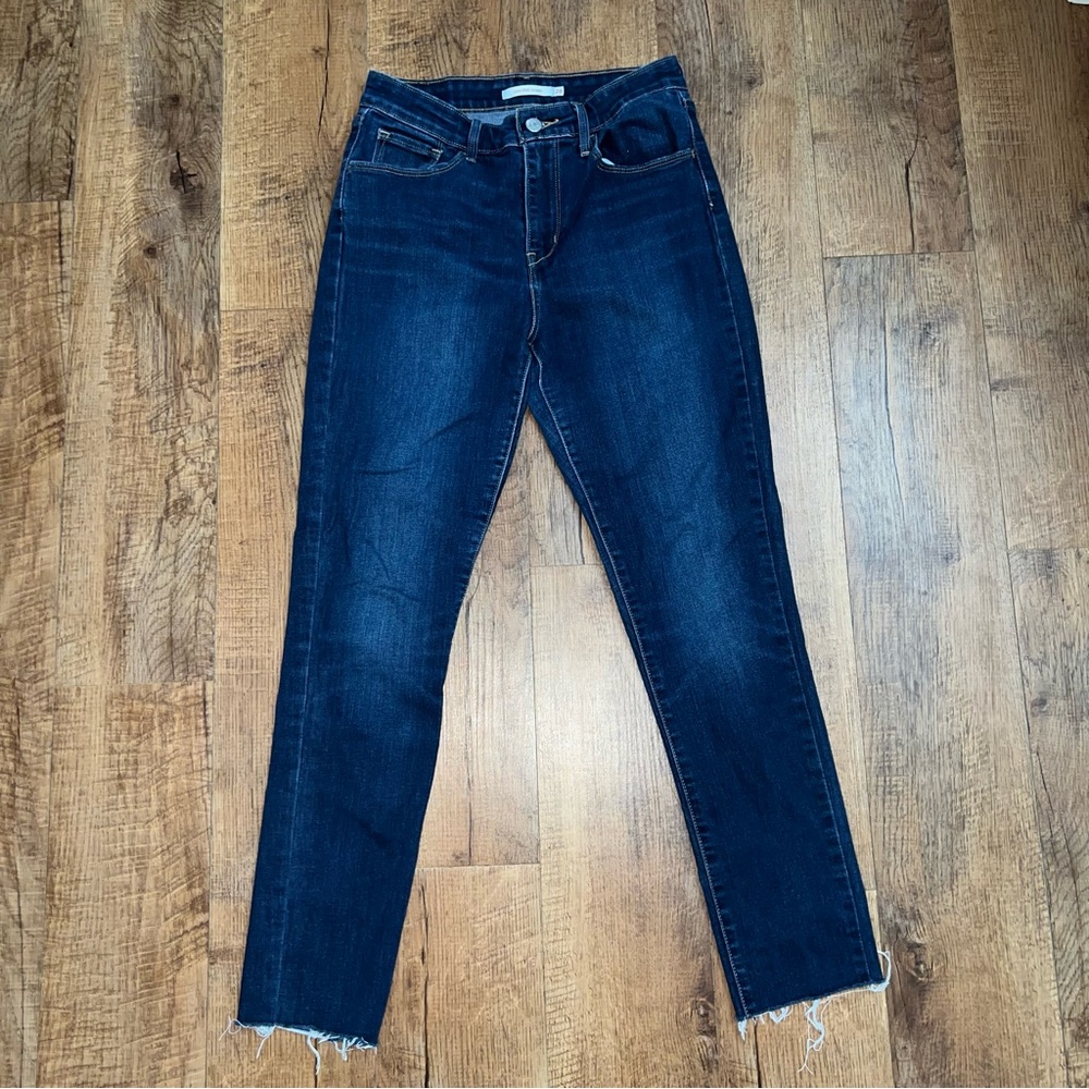 Levi jeans